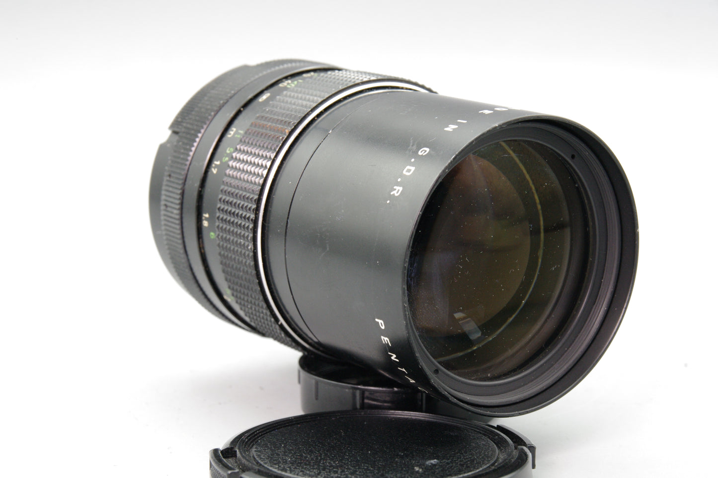 Pentacon MC 135mm f/2.8 Electric Lens M42 Mount – Tested – Very Good