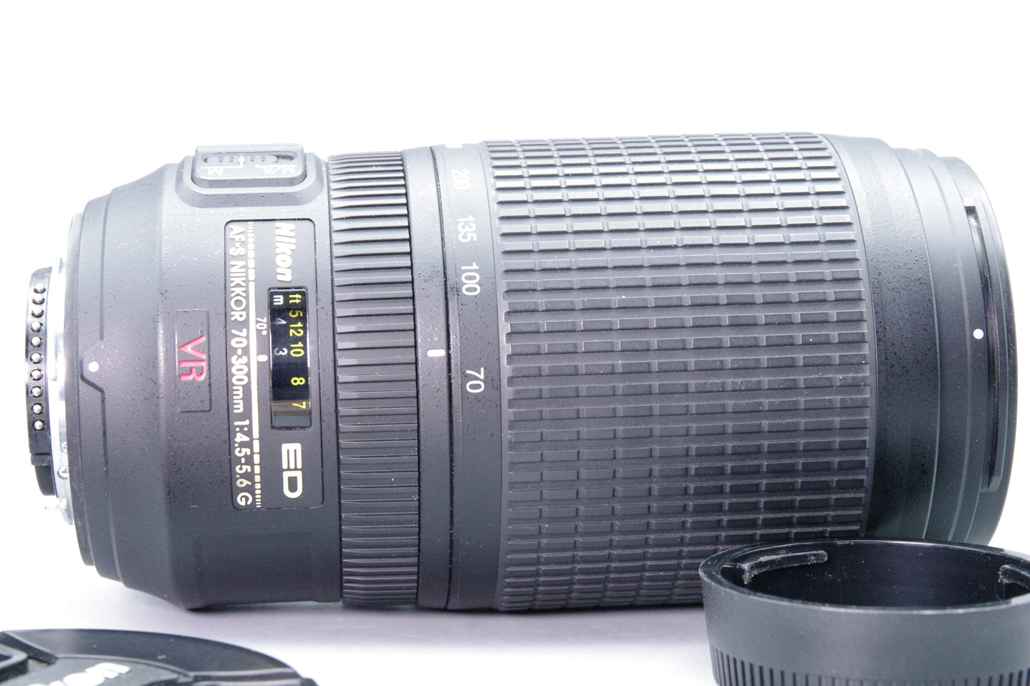 Nikon AF-S Nikkor 70-300mm F/4.5-5.6G VR FX DX Lens Excellent