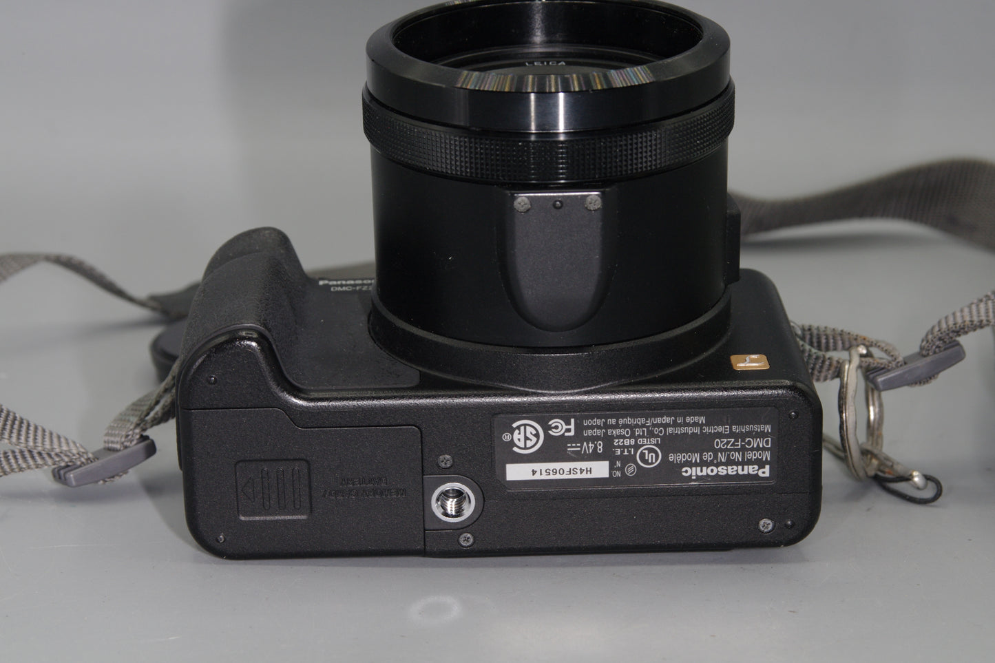 Panasonic Lumix DMC-FZ20 5MP 12X Zoom Digital Bridge Camera  - Excellent