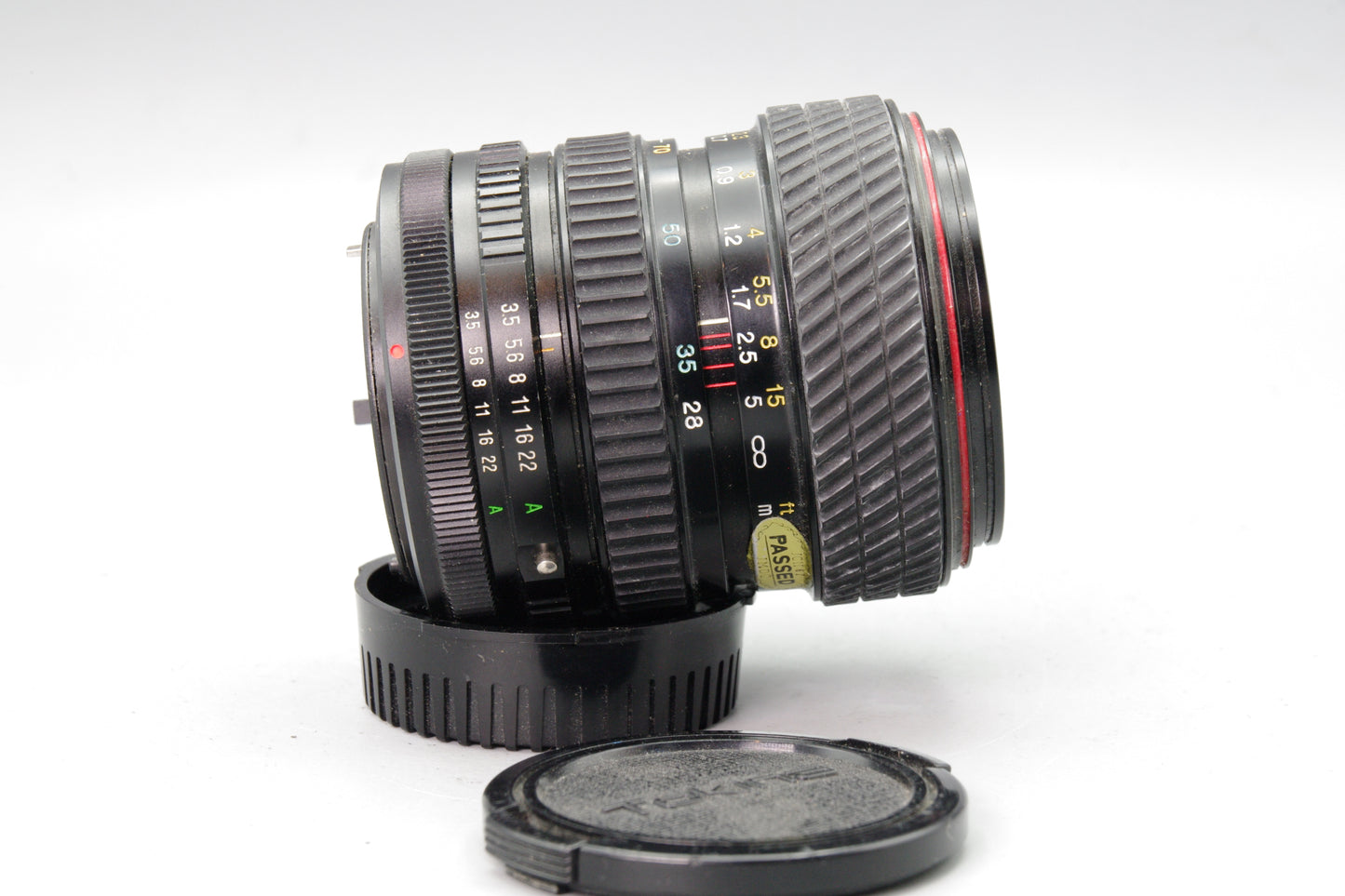 Tokina 70–210mm f/4–5.6 Telephoto Zoom Lens – Canon FD Mount – Very Good