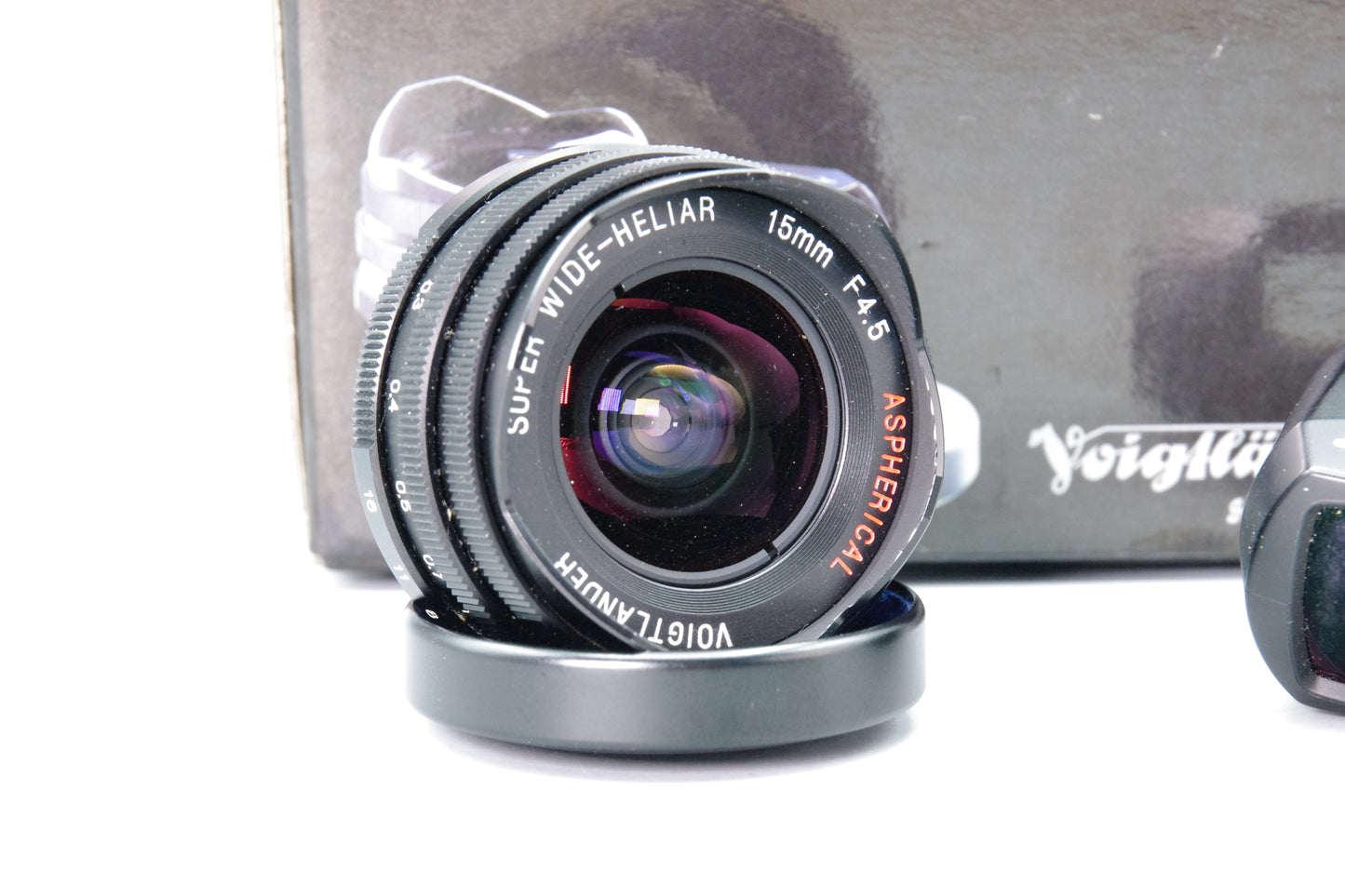 Voigtländer Heliar 15mm f/4.5 Aspherical Lens + Finder -L39 Mount - Mint