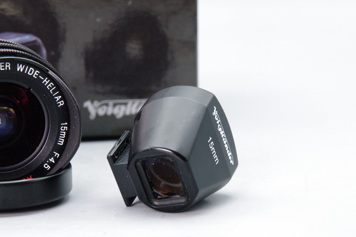 Voigtländer Heliar 15mm f/4.5 Aspherical Lens + Finder -L39 Mount - Mint