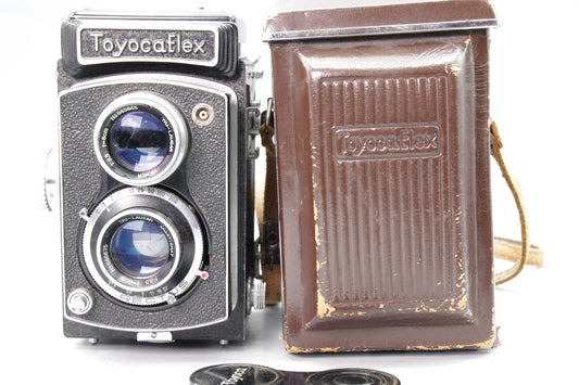 ToyocaFlex TLR Camera – 8cm f/3.5 Lens – With Case – Very Clean Condition