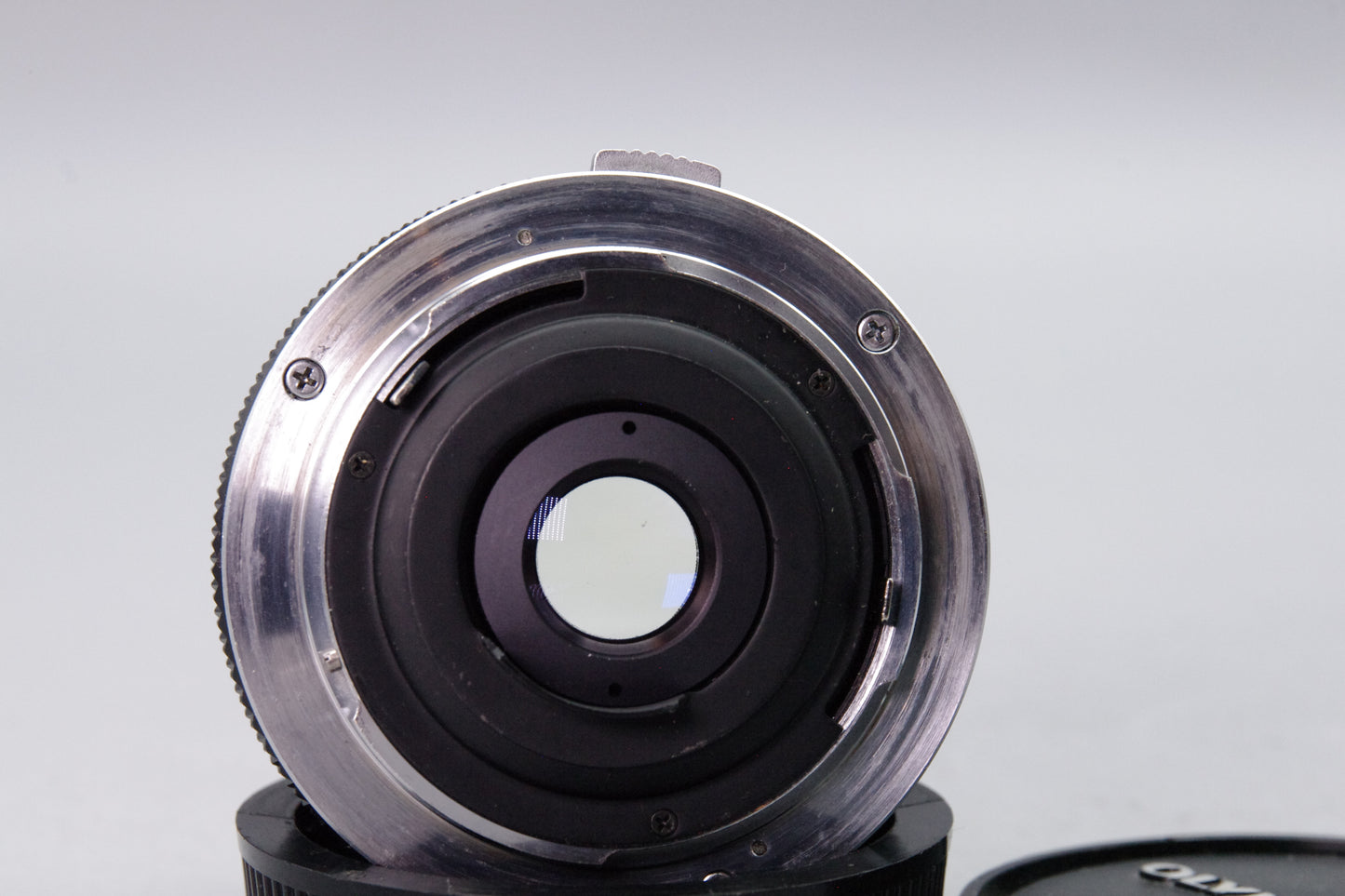Olympus OM Zuiko MC Auto‑W 21mm f/3.5 Lens – With Caps & Case – Excellent