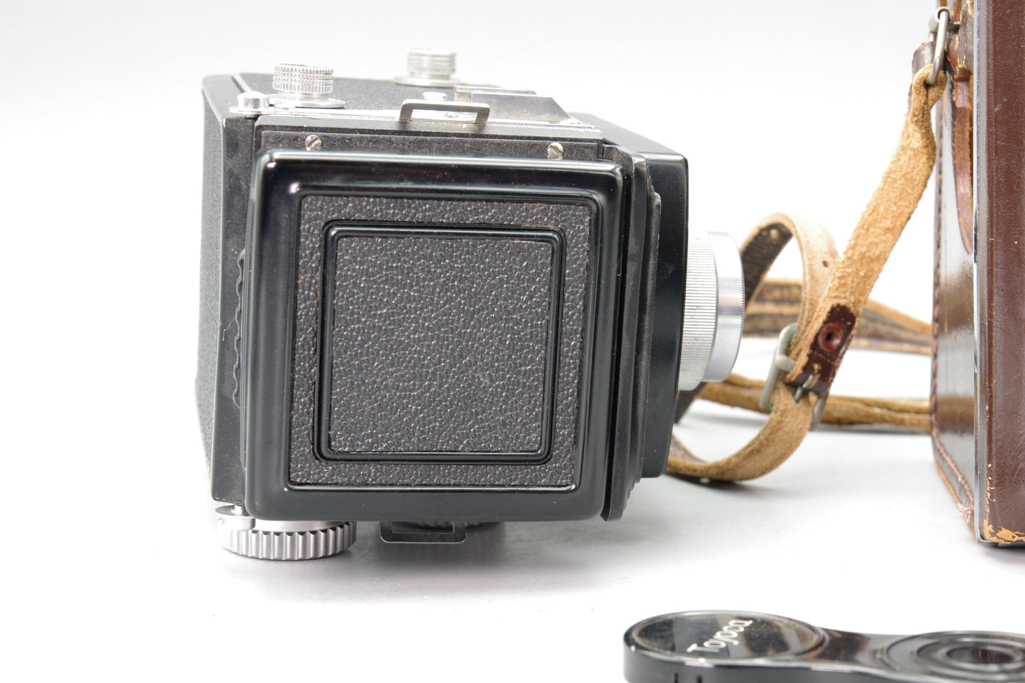 ToyocaFlex TLR Camera – 8cm f/3.5 Lens – With Case – Very Clean Condition
