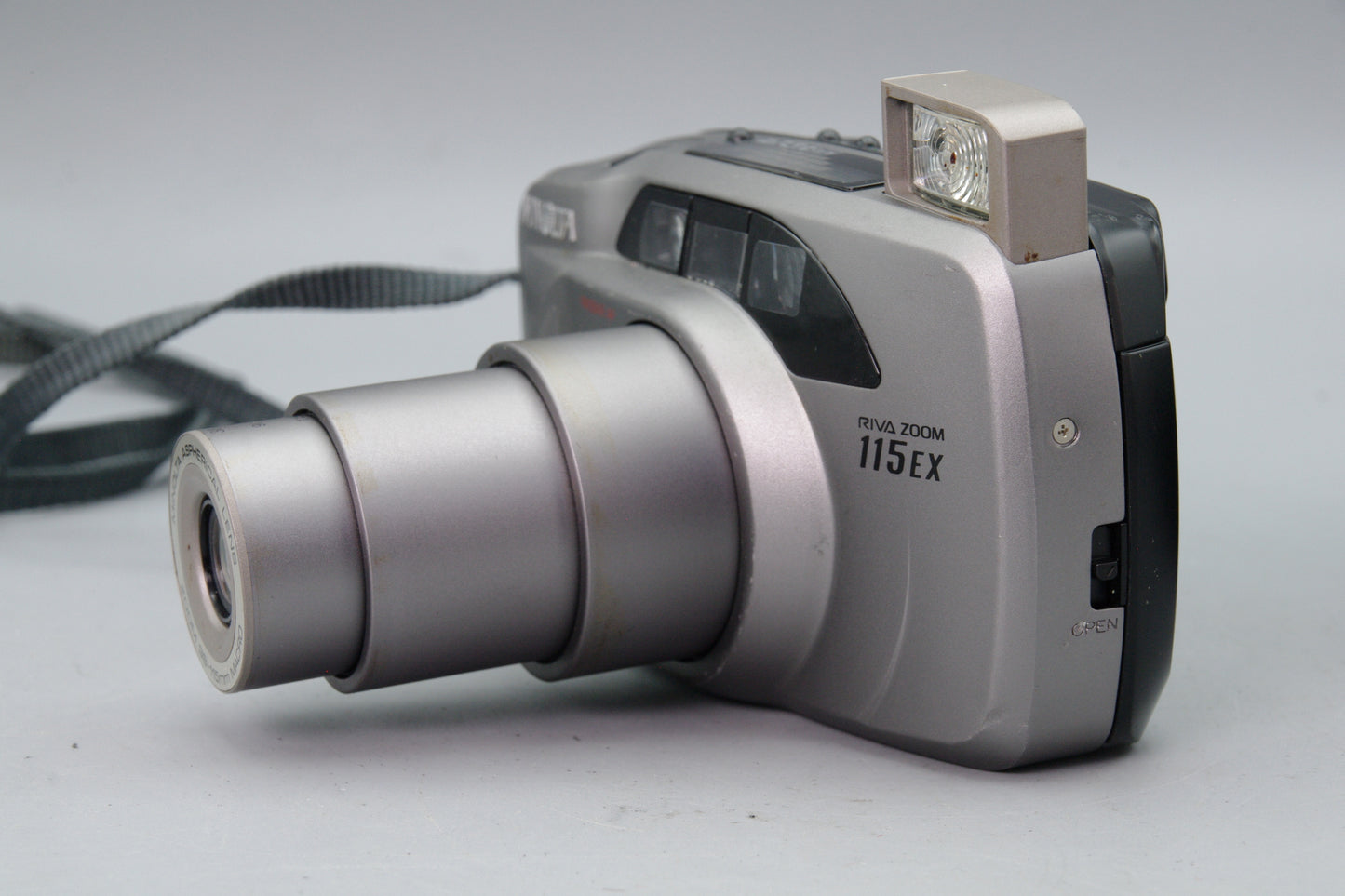 Minolta Riva Zoom 115ex 35mm Film Camera – Tested – Fully Working – Very Good