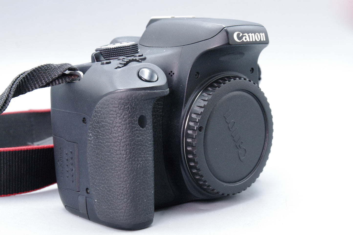 Canon EOS 750D 24MP DSLR Camera – Excellent Condition