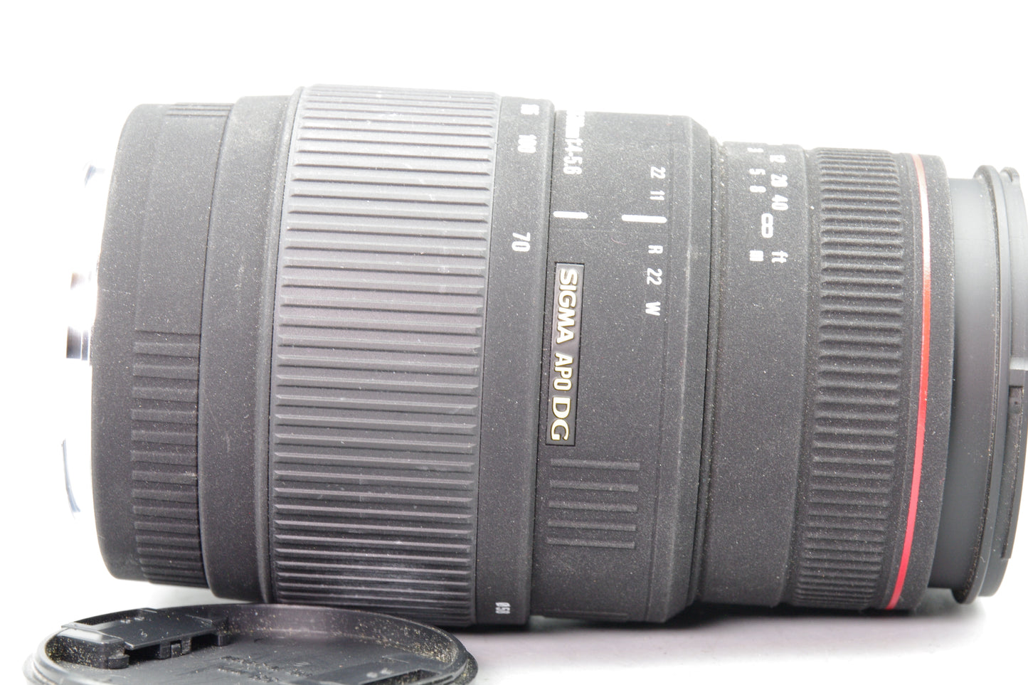 Sigma 70–300mm f/4–5.6 DG APO AF Lens – Sony A Mount – Caps Included VGC