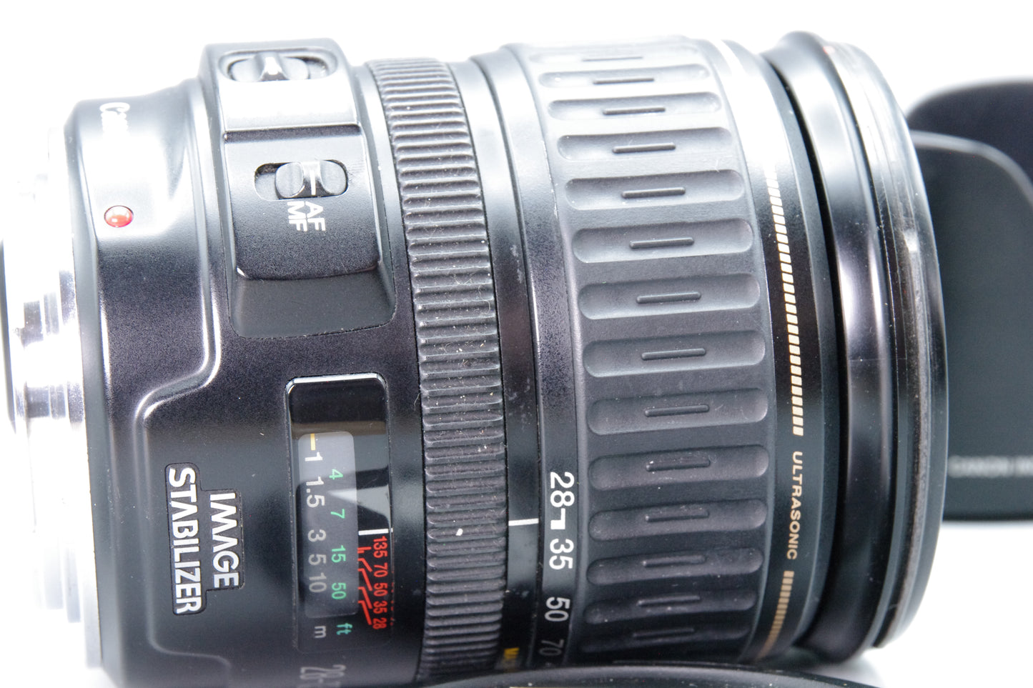 Canon EF 28-135mm F/3.5-5.6 IS