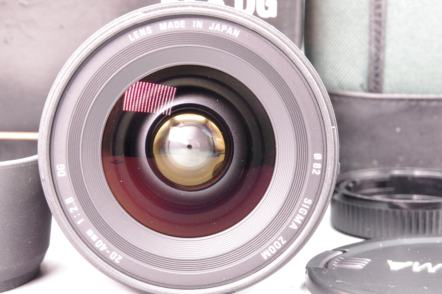 Sigma 20–40mm f/2.8 EX DG Lens – Nikon F Mount – Boxed – Hood & Caps – VGC