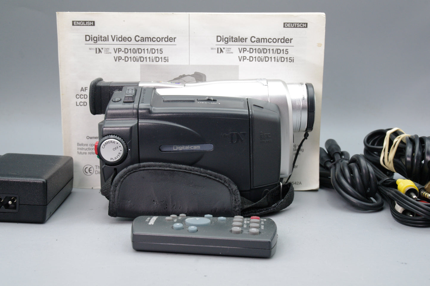 Samsung VP‑D10 MiniDV Camcorder – Tested – Fully Working – Very Good Condition