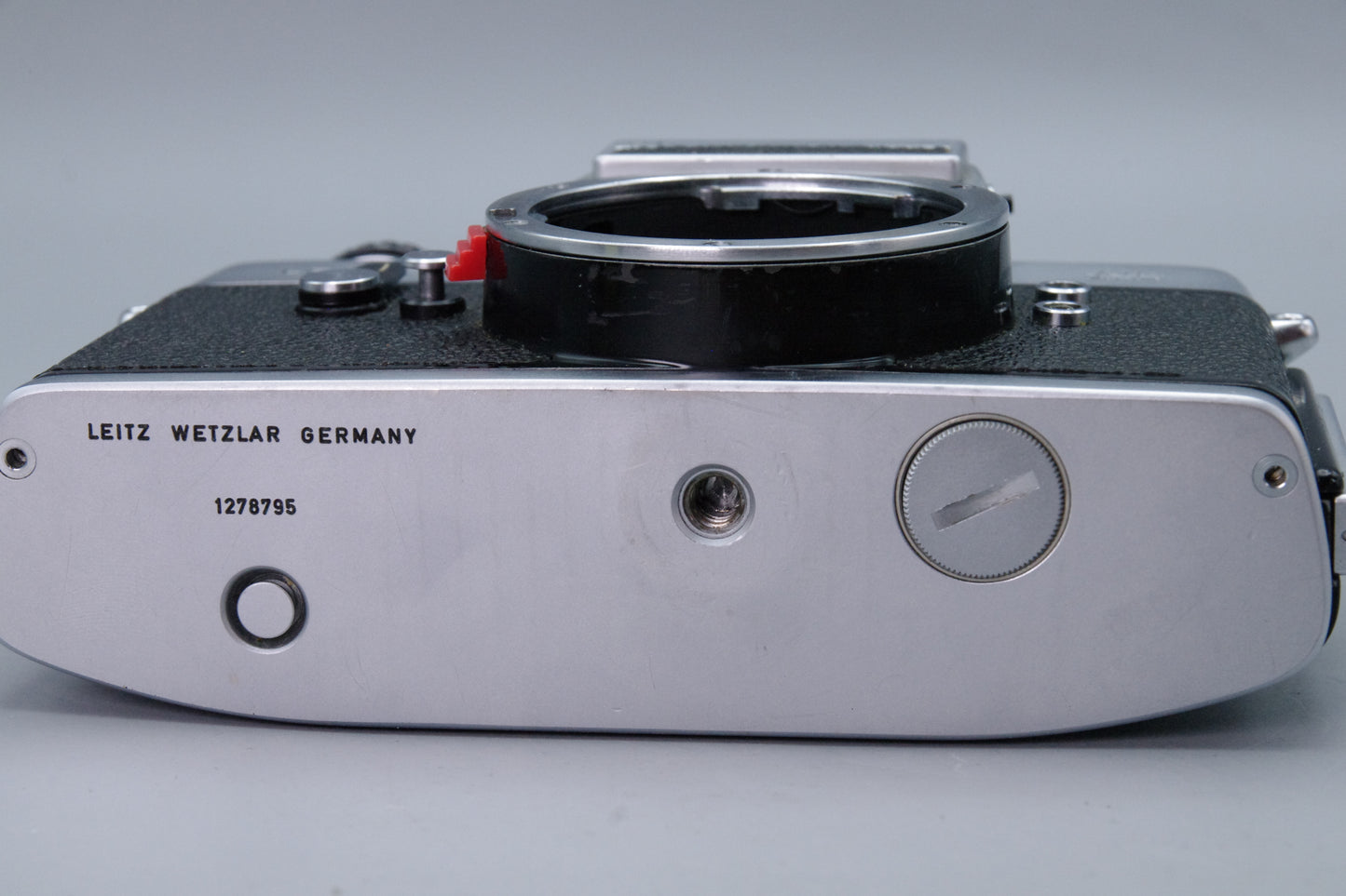 Leicaflex SL 35mm SLR Camera – 1971, Leica R Mount, No meter