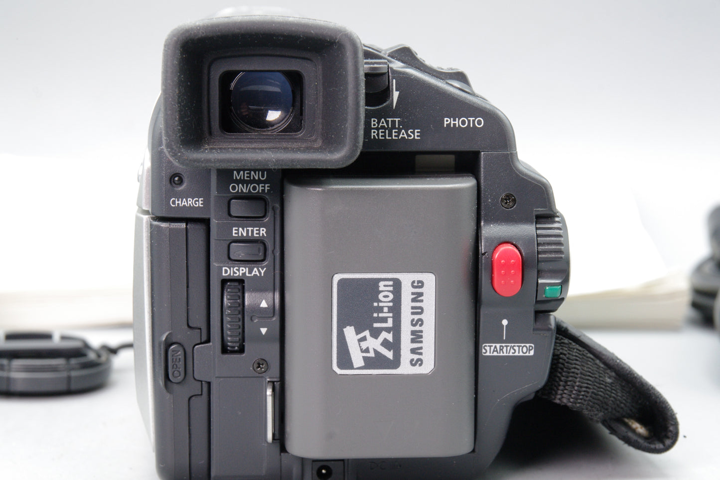 Samsung VP‑D10 MiniDV Camcorder – Tested – Fully Working – Very Good Condition