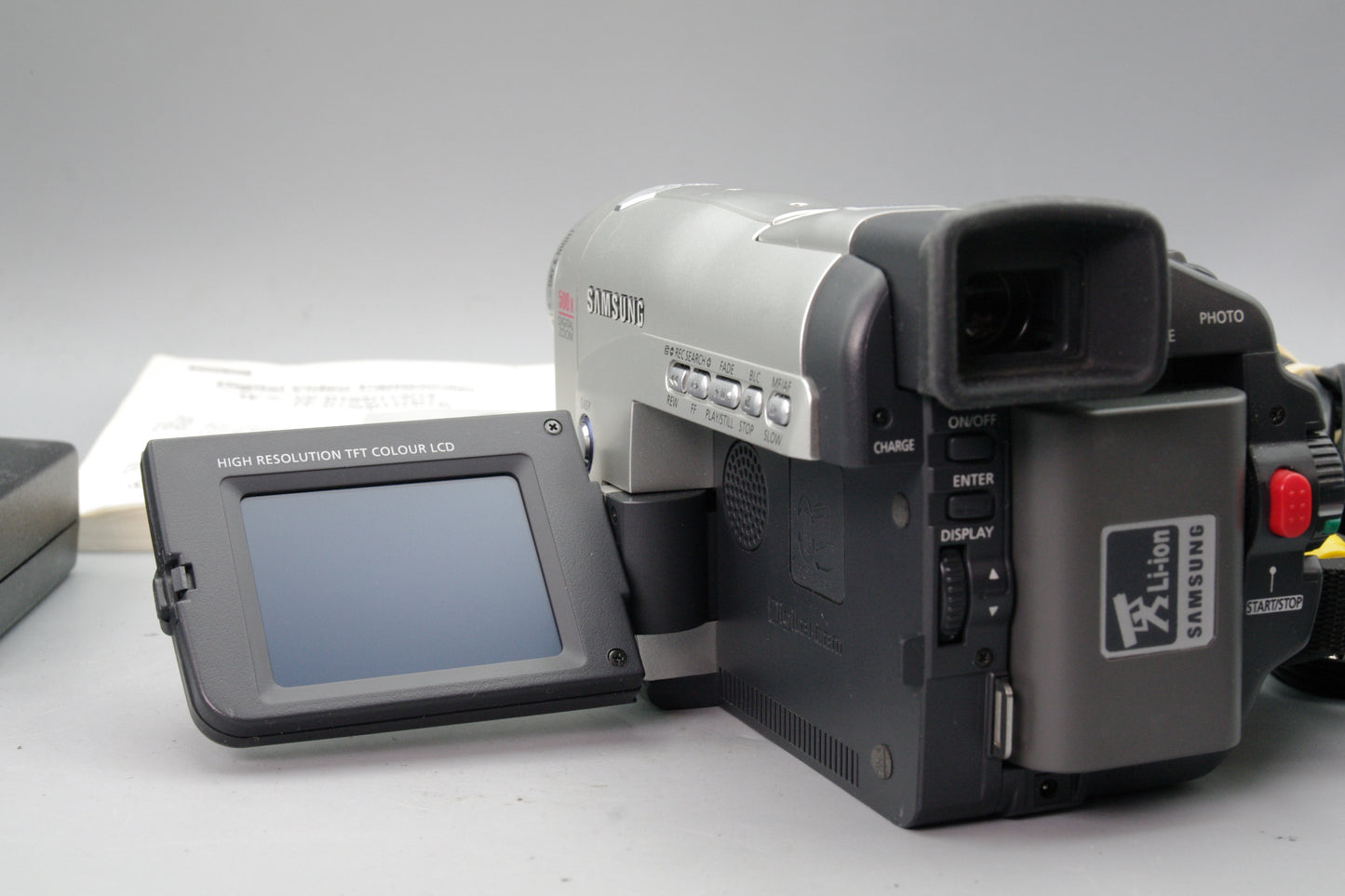 Samsung VP‑D10 MiniDV Camcorder – Tested – Fully Working – Very Good Condition