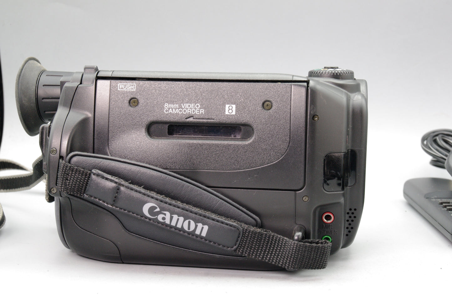 Canon UC900 Video Camcorder – Tested – Charger, Remote, Battery & Mains – VGC