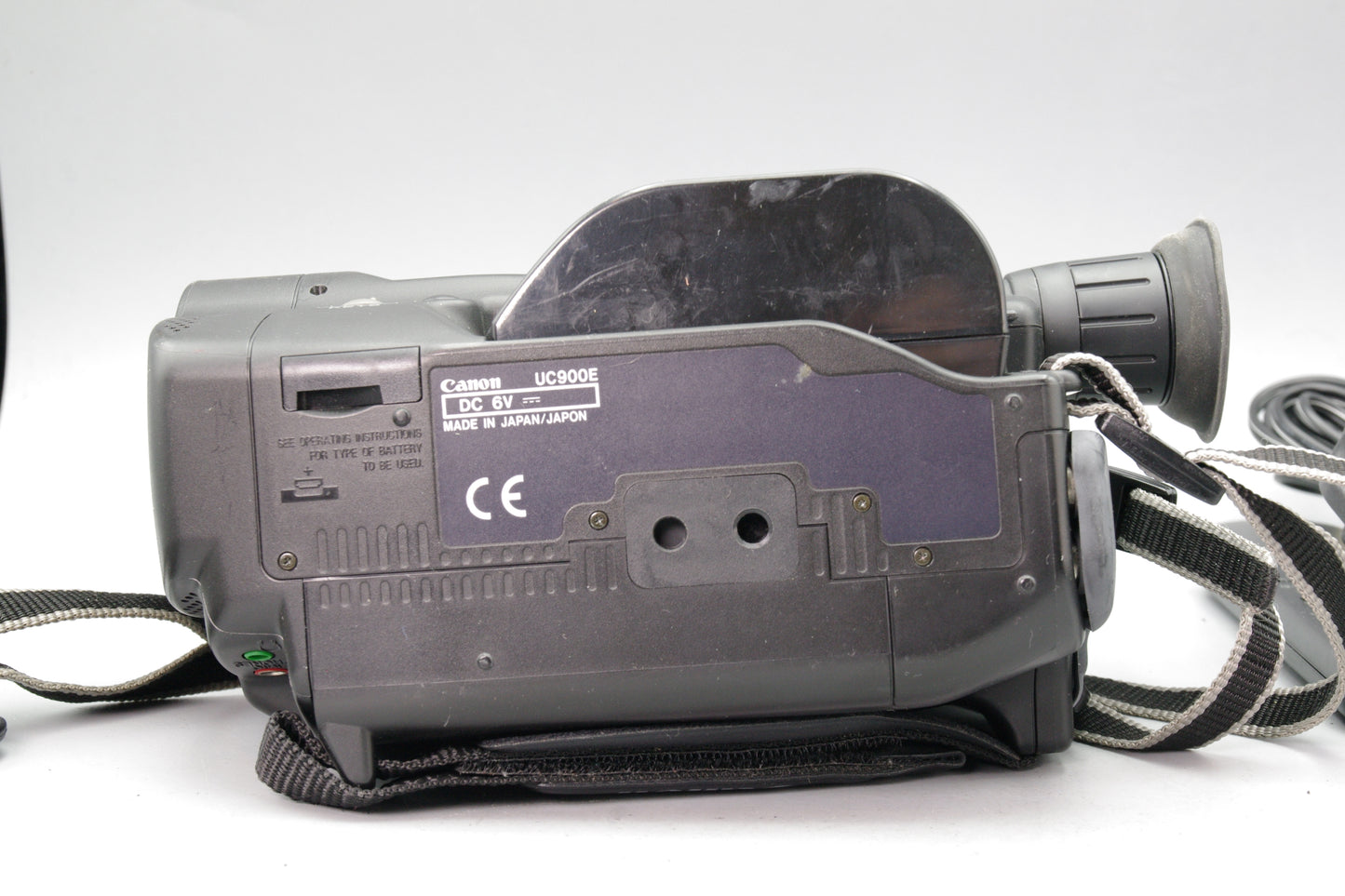 Canon UC900 Video Camcorder – Tested – Charger, Remote, Battery & Mains – VGC