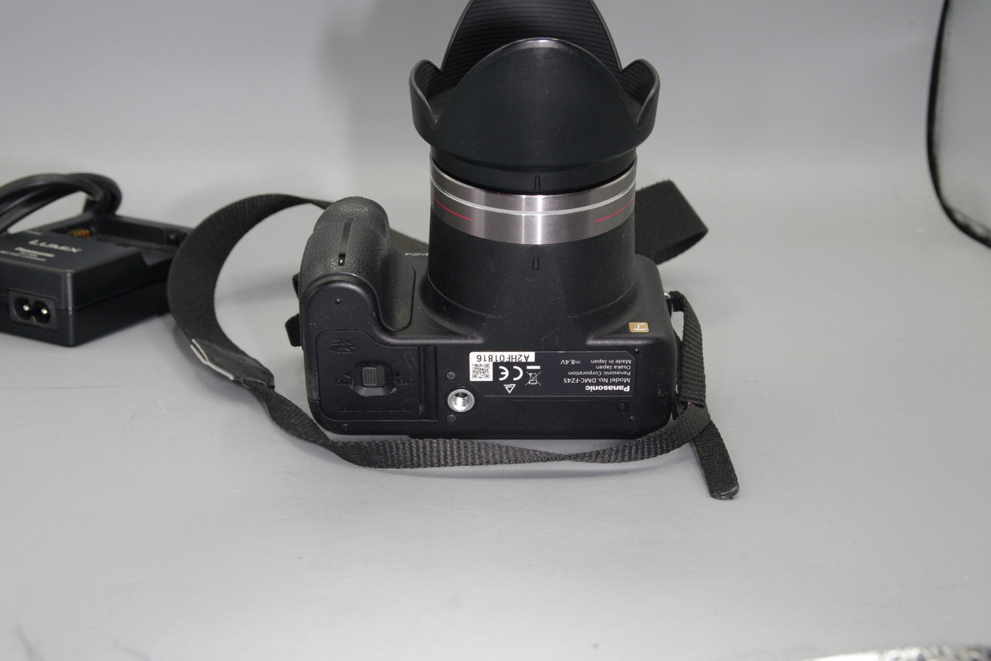 Lumix FZ45 14MP 24X Zoom Digital Bridge Camera - Excellent