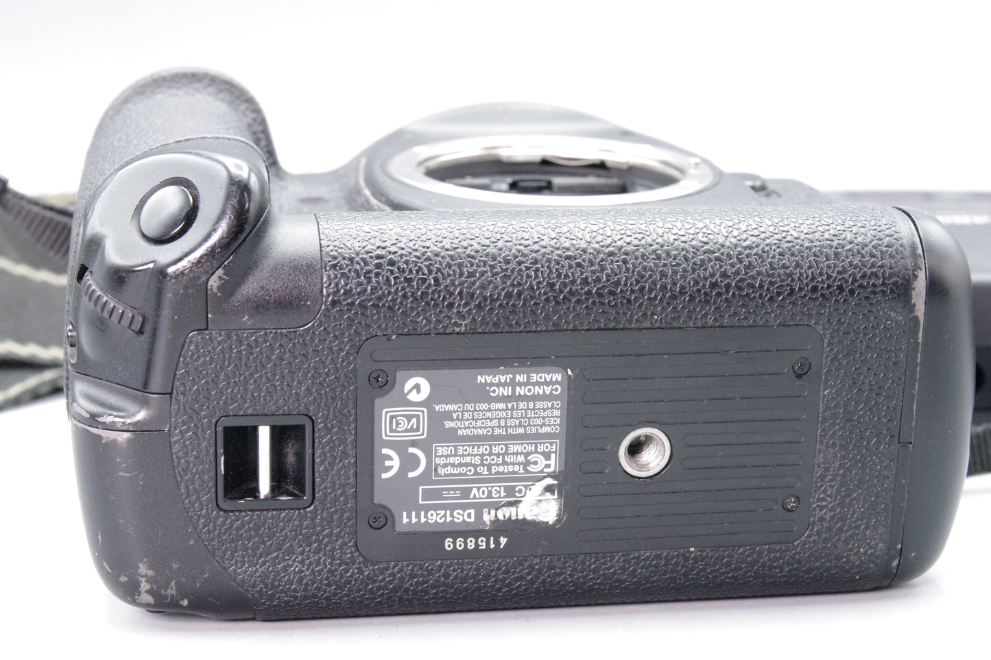 Canon EOS‑1D Mark II N DSLR Camera – Tested & Working – With Charger
