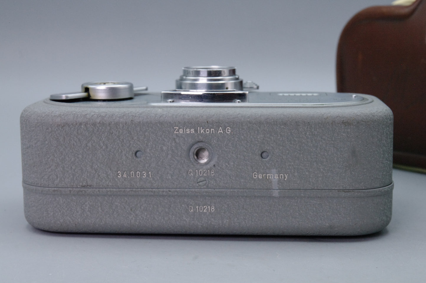 Zeiss Ikon Movinette 8B Clockwork 8mm Cine Camera with Case – Meter Fault