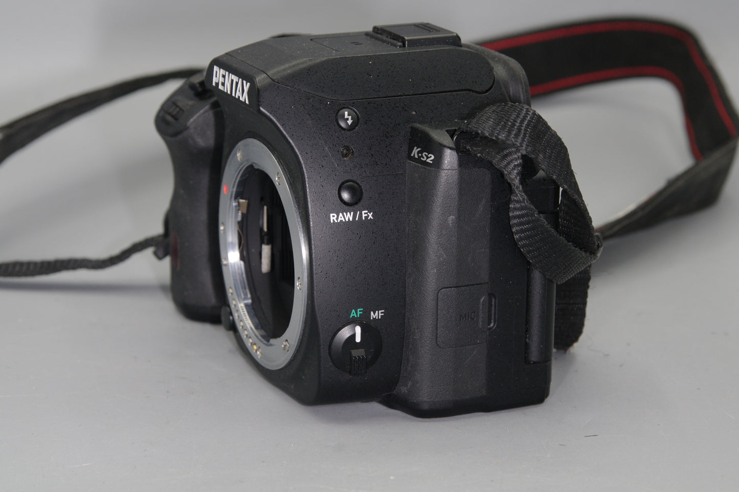Pentax K-s2 20.1MP DSLR - Excellent, Low Shutter Count 1231