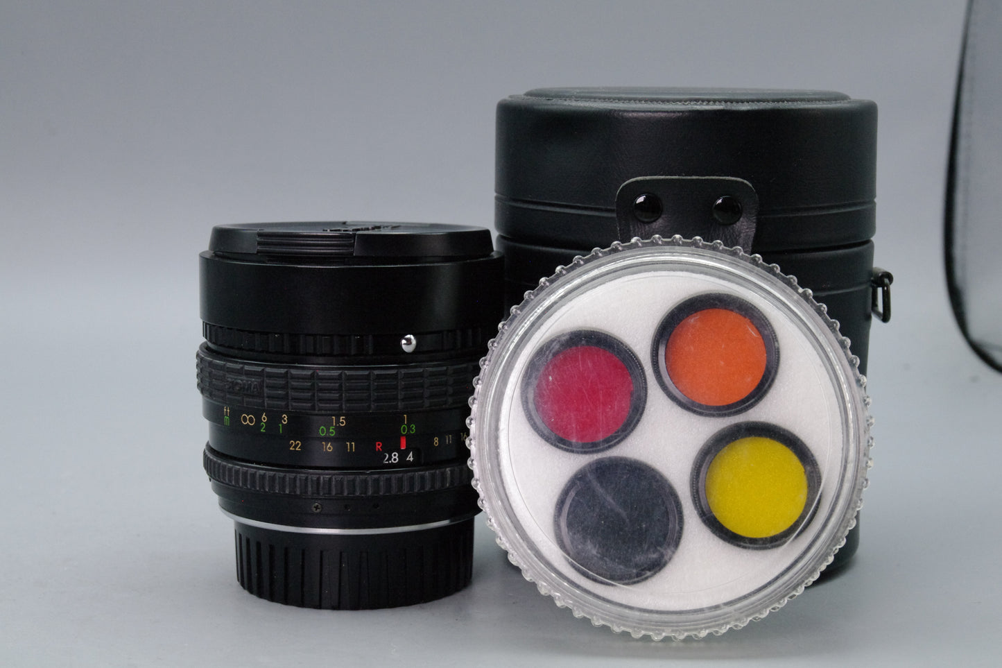 Sigma Fisheye 16mm f/2.8 Filtermatic Lens C/Y Mount – Excellent with Case &amp; Filters