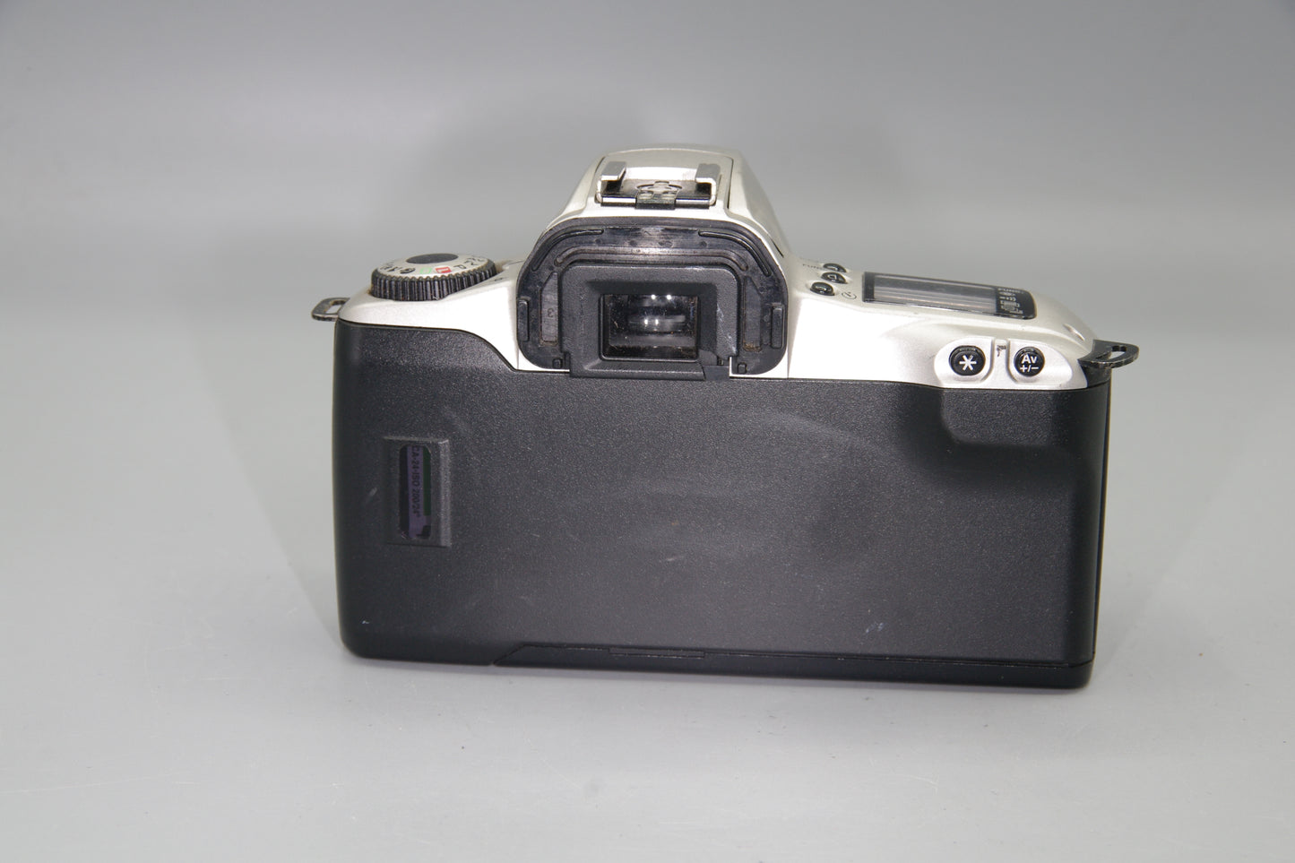 Canon EOS 300 35mm SLR – EF 35-80mm Power Zoom Lens Tested VGC