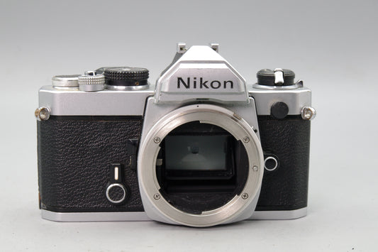 Nikon FM 35mm SLR Camera Body working with batteries - Serviced