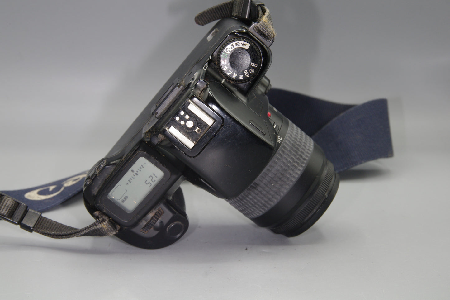 Canon EOS 1000F 35mm SLR Camera + EF 35-80mm III Zoom Lens Tested