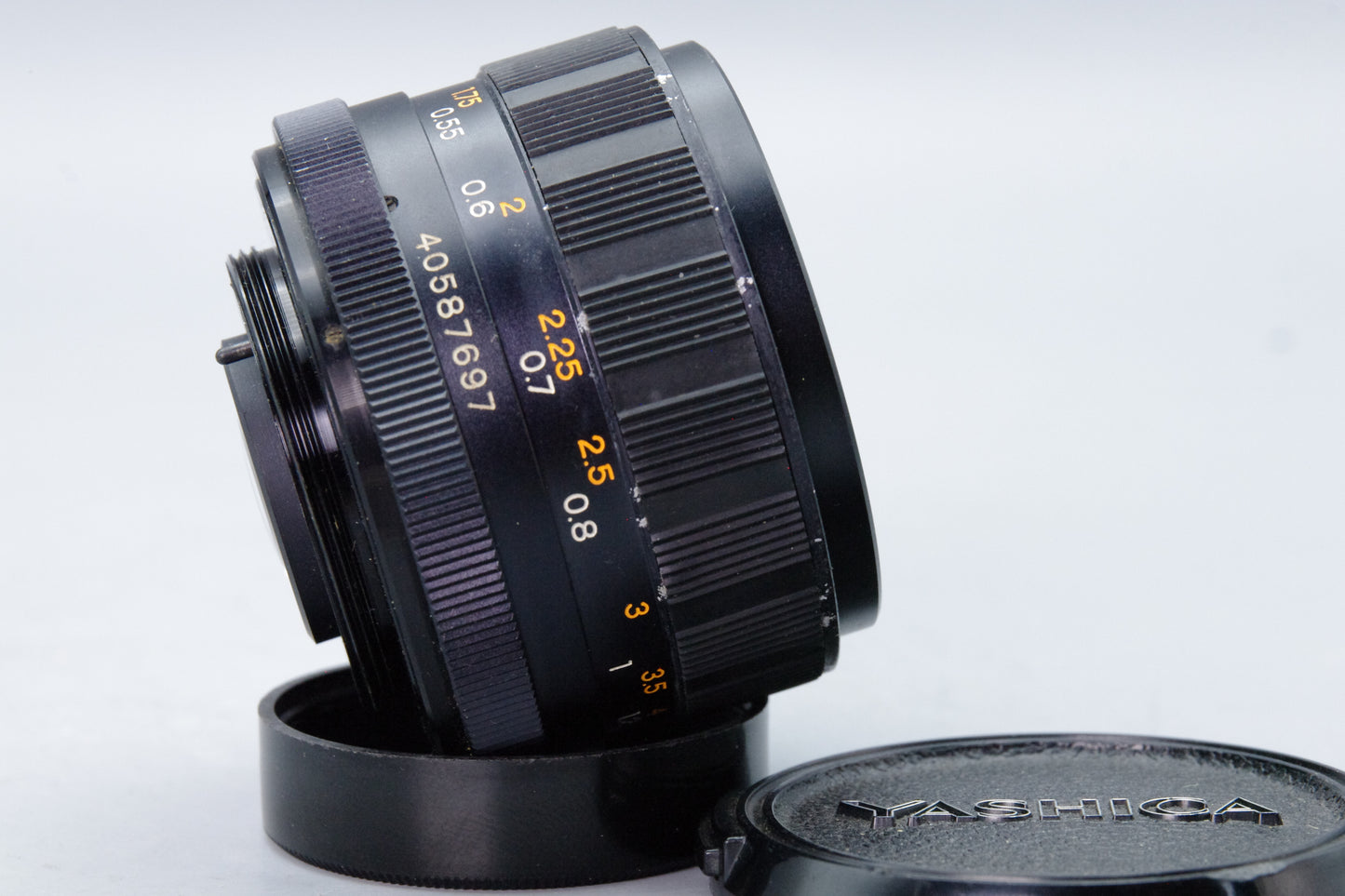 Yashica Auto Yashinon-DS 50mm F/1.9 M42 Lens – Vintage Prime – Excellent
