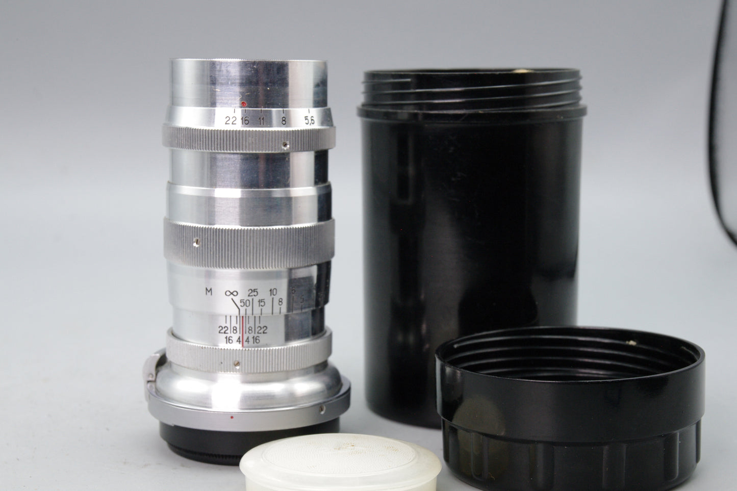 Jupiter‑11 135mm f/4 Lens – Contax/Kiev Mount – Soviet Telephoto – Excellent