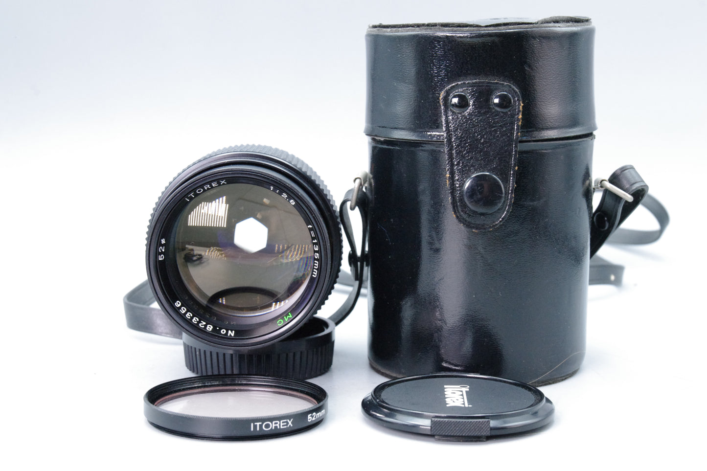 Itorex 135mm f/2.8 Telephoto Prime Lens Pentax K Mount – Excellent – Case Caps UV