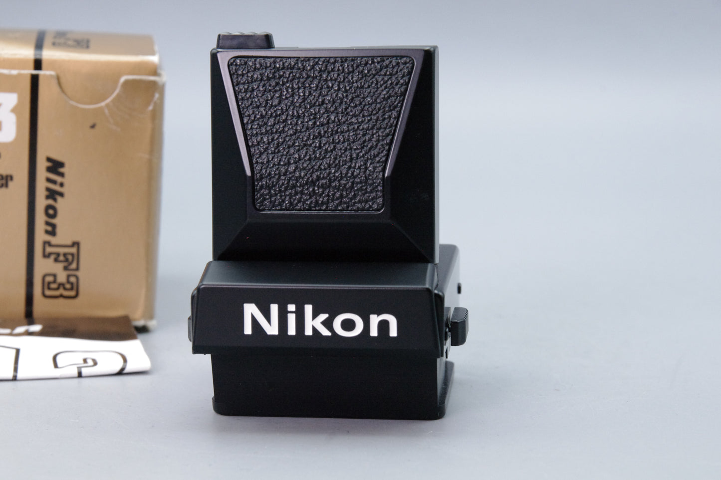 Nikon DW‑3 Waist Level Finder for Nikon F3 – Boxed – Mint Condition