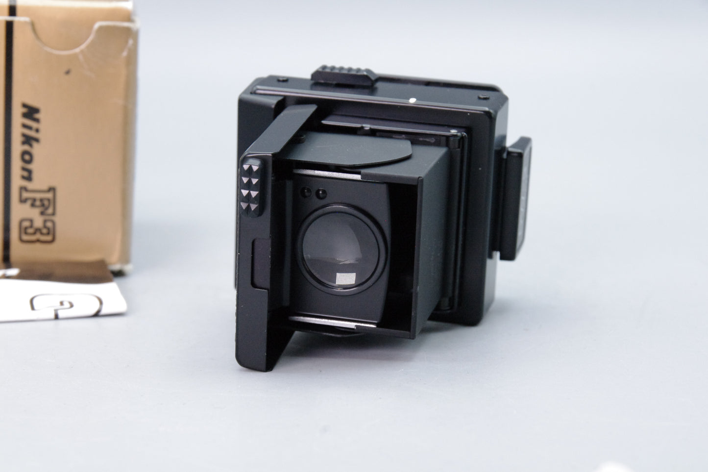 Nikon DW‑3 Waist Level Finder for Nikon F3 – Boxed – Mint Condition