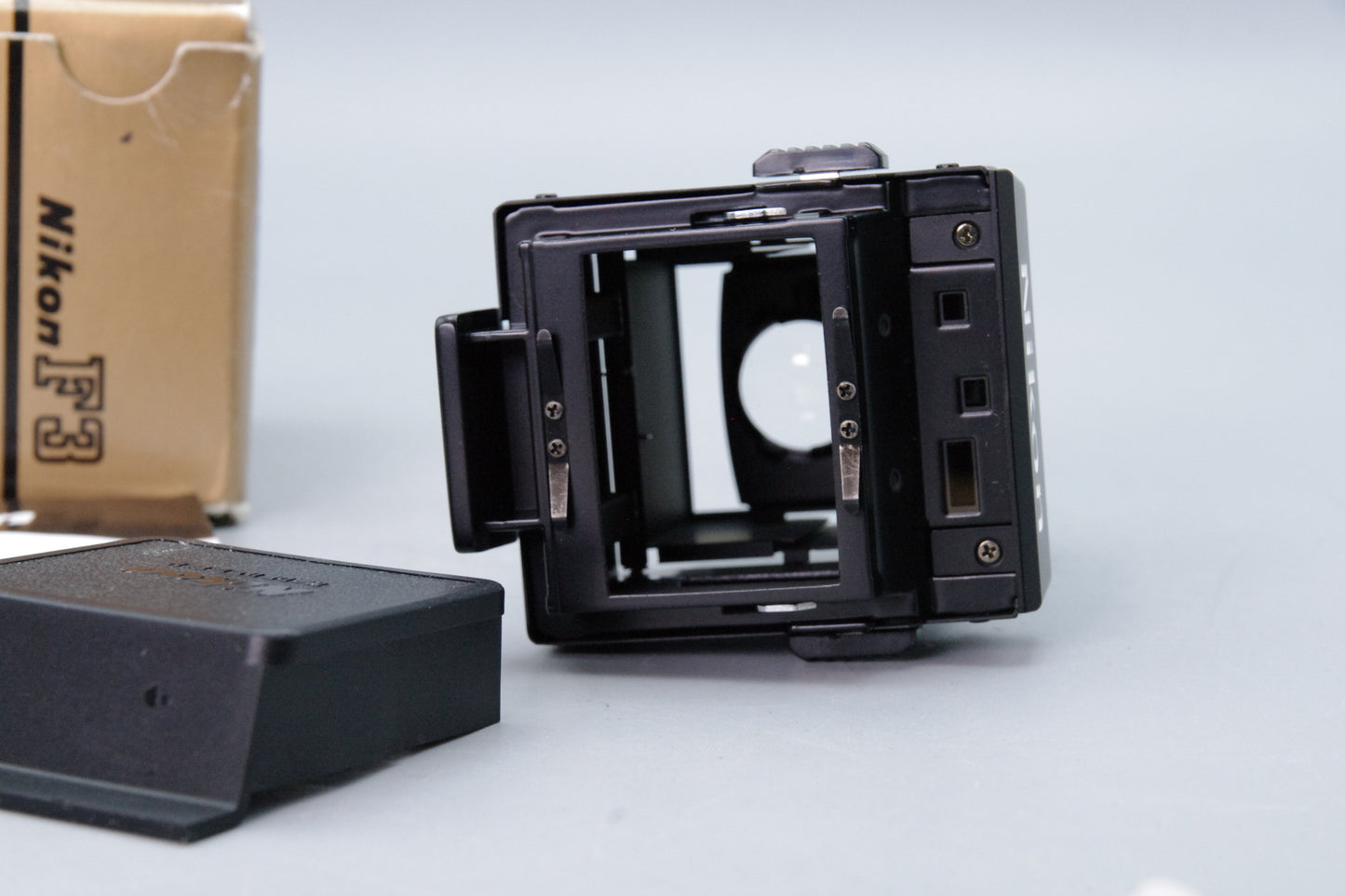 Nikon DW‑3 Waist Level Finder for Nikon F3 – Boxed – Mint Condition