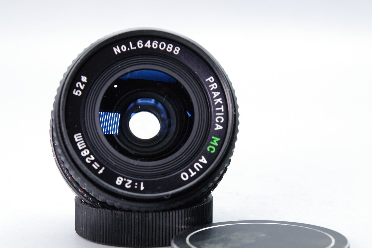 Praktica Auto MC 28mm f/2.8 Wide Angle Lens – M42 Mount – VGC