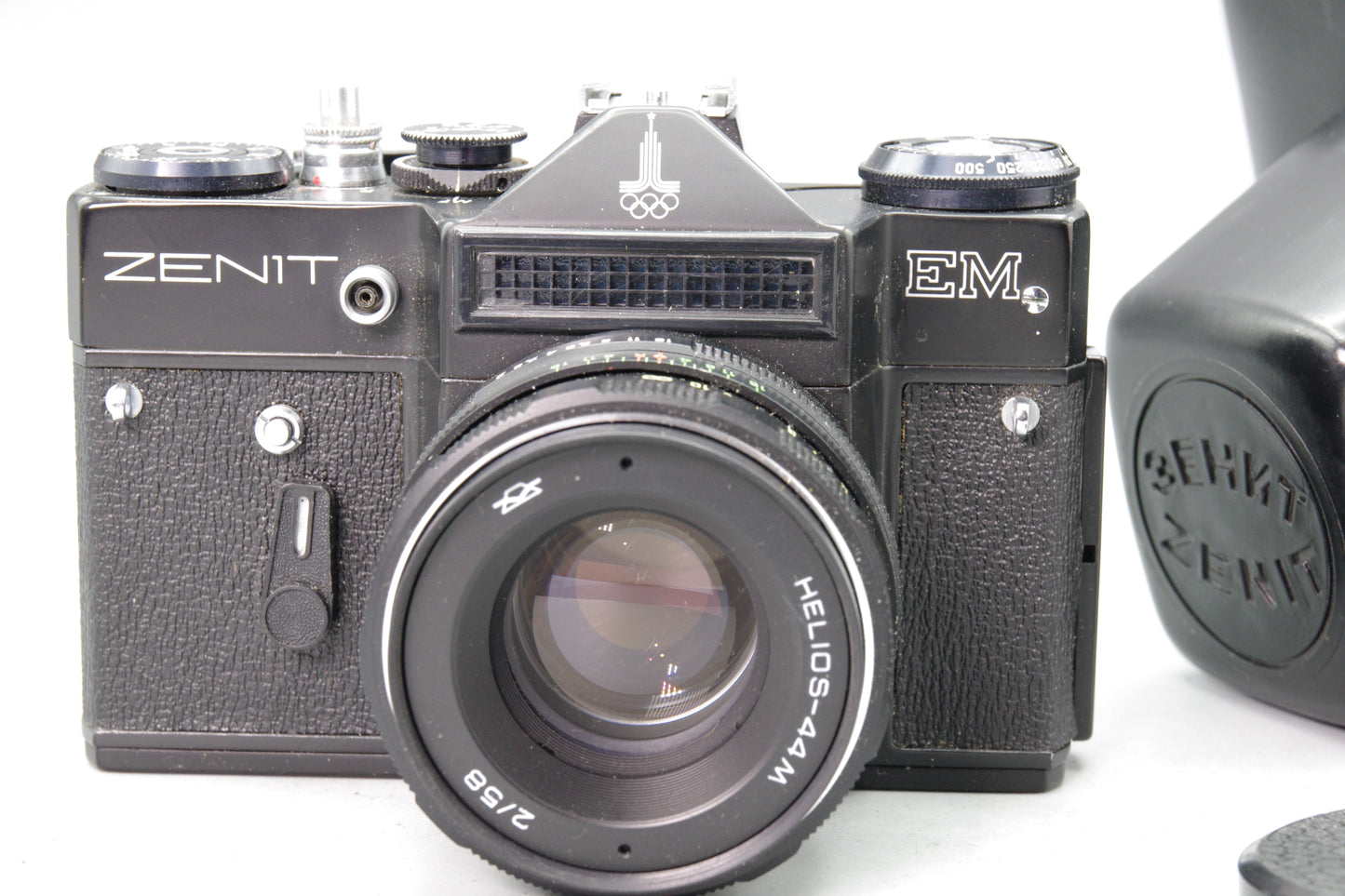 Zenit EM Olympic Edition + Helios‑44M Lens M42 Mount with Case – Excellent