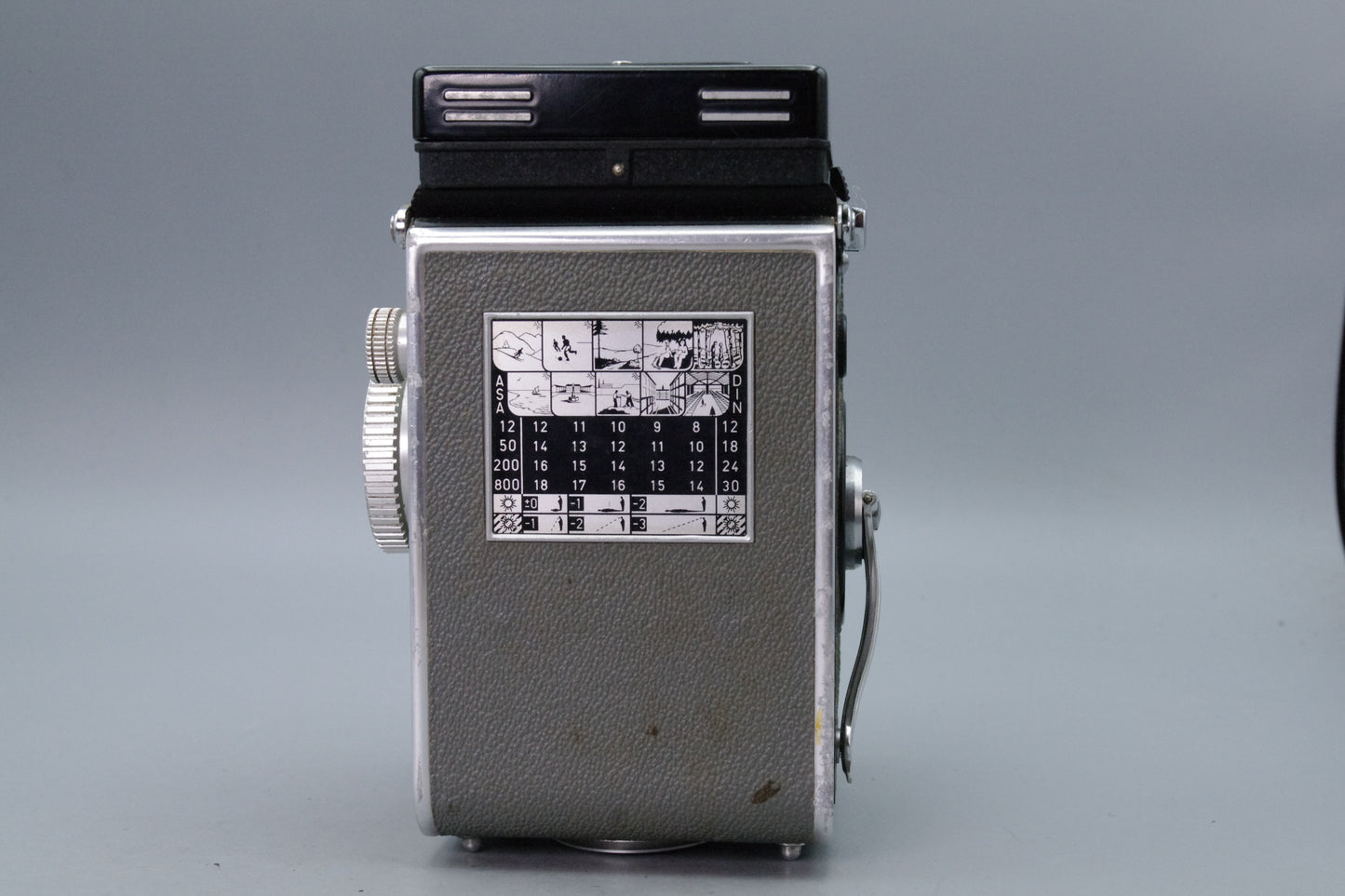 Rolleiflex 3.5 T TLR with 75mm f/3.5 Tessar Lens – Grey – Very Good