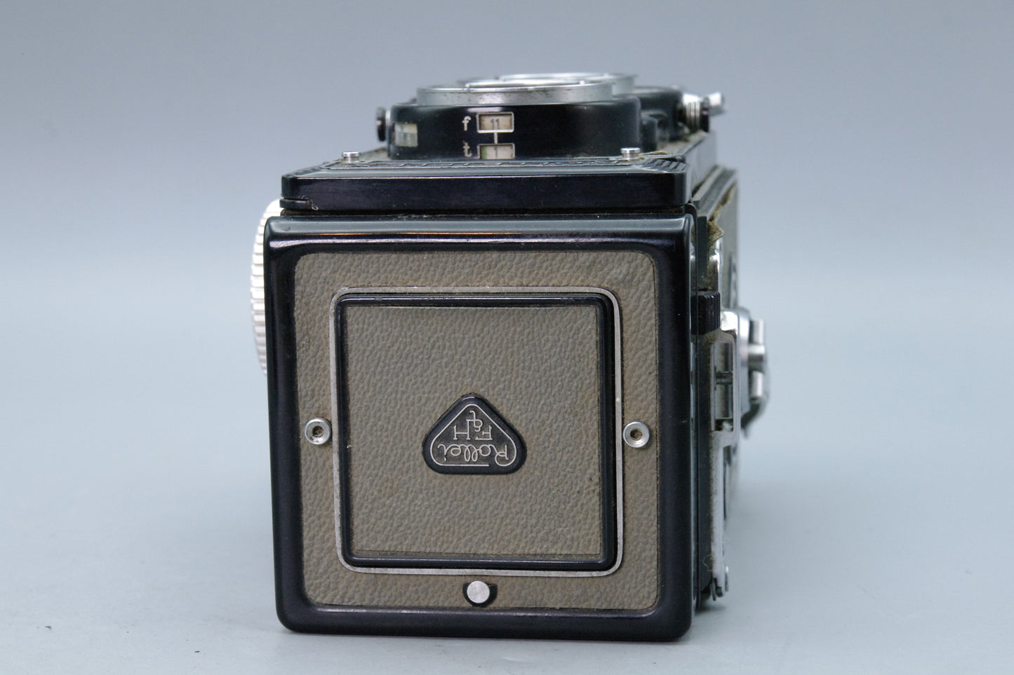 Rolleiflex 3.5 T TLR with 75mm f/3.5 Tessar Lens – Grey – Very Good