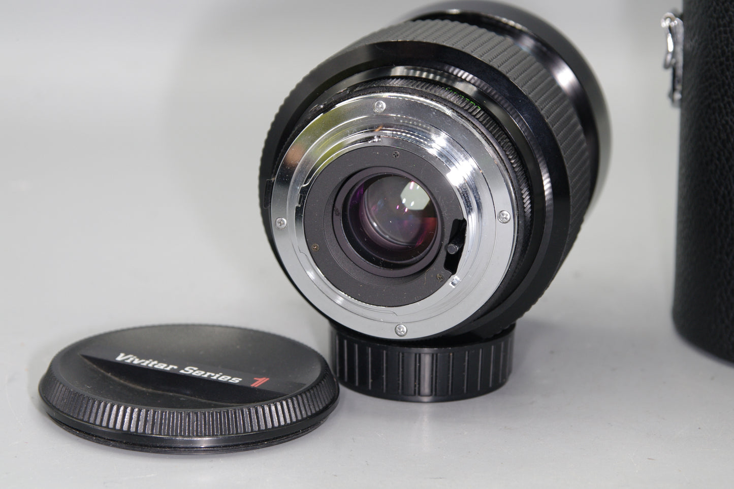 Vivitar Series 1 35-85mm F/2.8 Zoom Lens - Minolta MD Mount Excellent