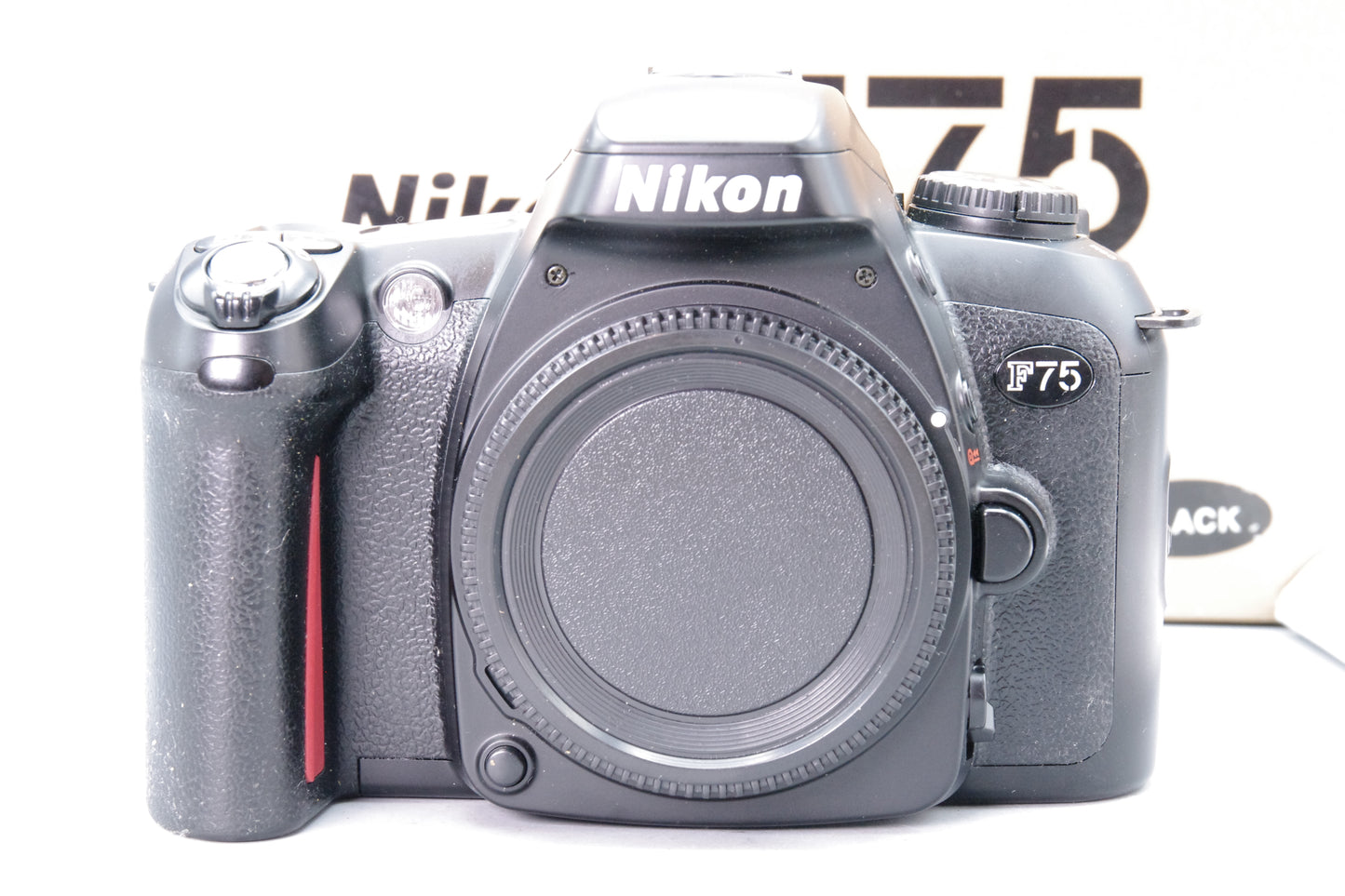 Nikon F75D 35mm Film SLR – Boxed – Near Mint – Classic Lightweight Nikon