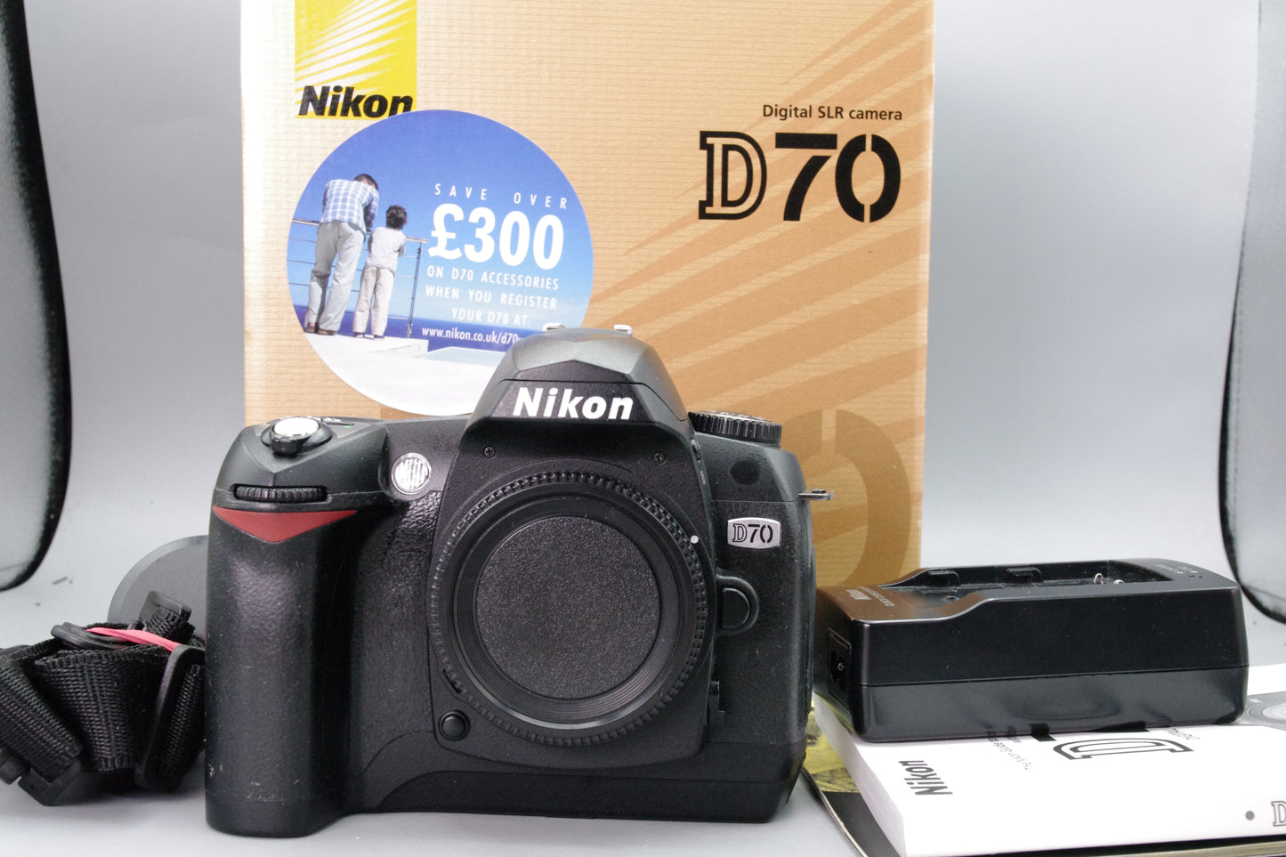 Boxed Nikon D70 DSLR Camera Body Only – 6.1MP – Shutter Count 1421