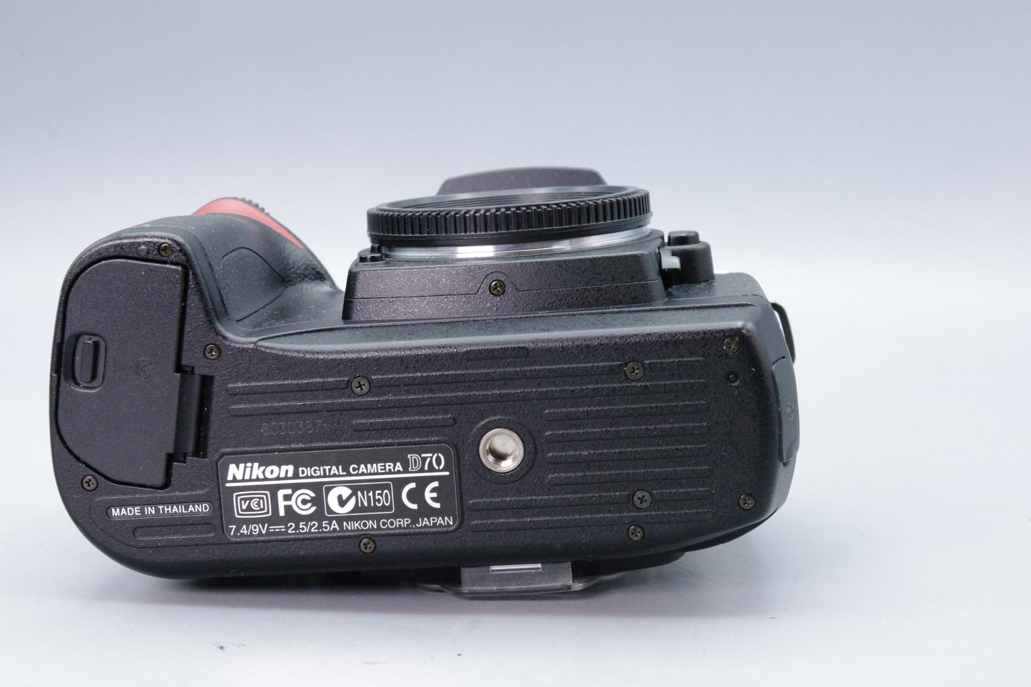 Boxed Nikon D70 DSLR Camera Body Only – 6.1MP – Shutter Count 1421