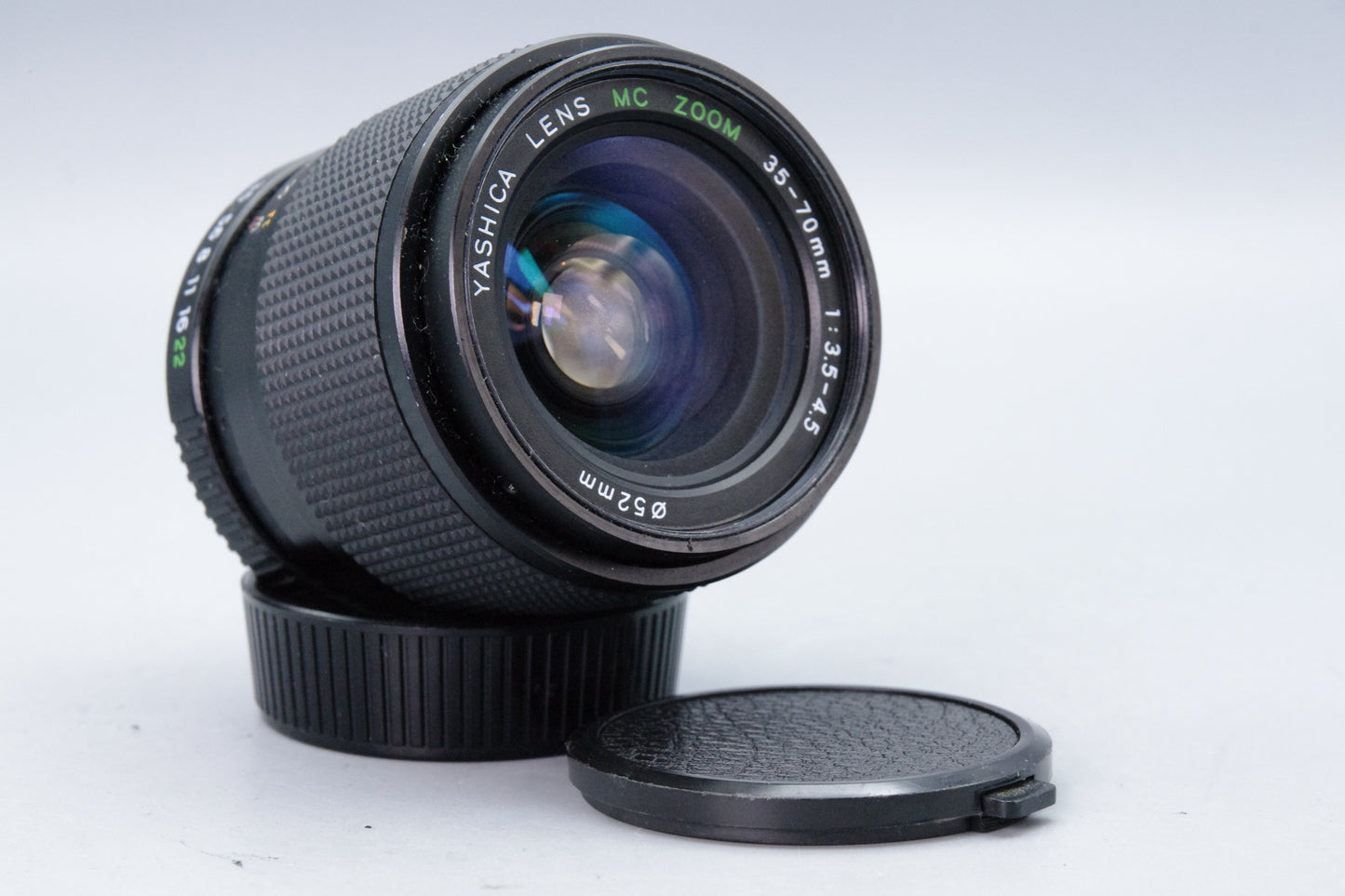 Yashica MC Zoom 35–70mm f/3.5–4.5 Lens – Contax/Yashica Mount – Very Good