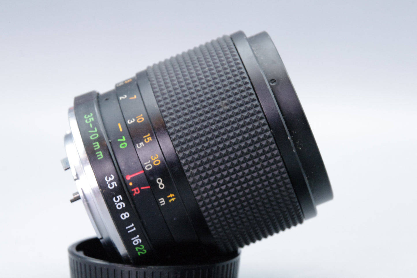Yashica MC Zoom 35–70mm f/3.5–4.5 Lens – Contax/Yashica Mount – Very Good