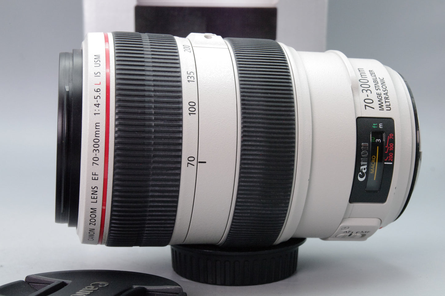 Canon EF 70‑300mm f/4.5‑5.6L IS USM Lens – Excellent Condition – With Box