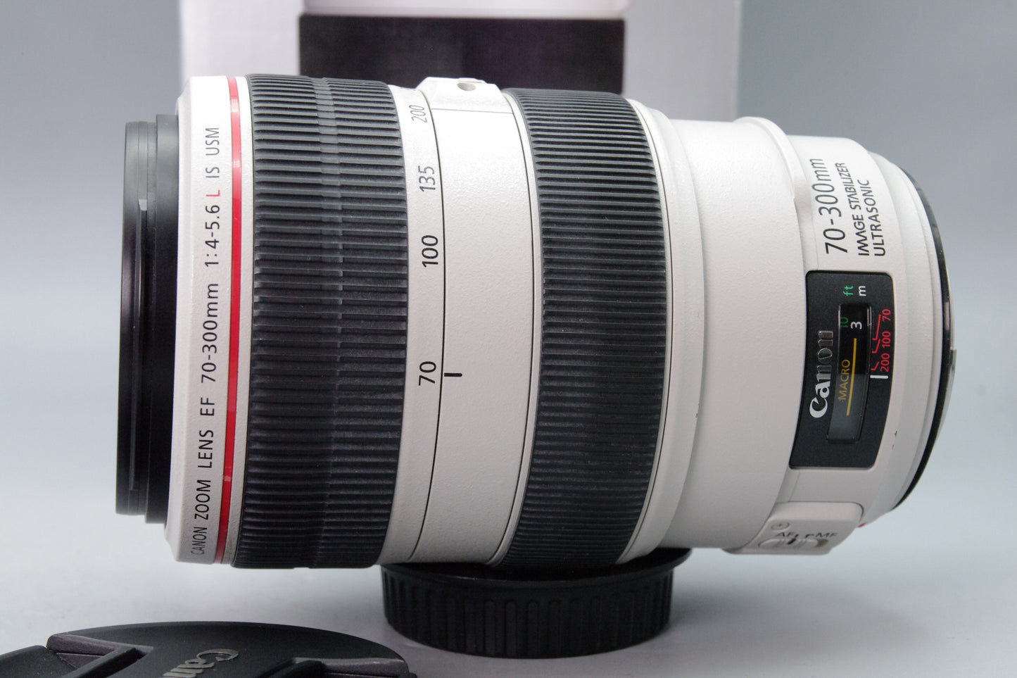 Canon EF 70‑300mm f/4.5‑5.6L IS USM Lens – Excellent Condition – With Box