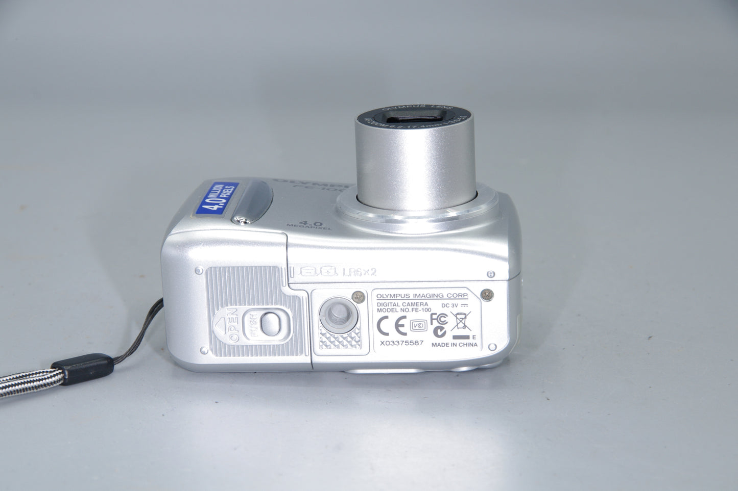 Olympus FE-100 4MP Digital Compact Camera AA Battery Powered Tested Working