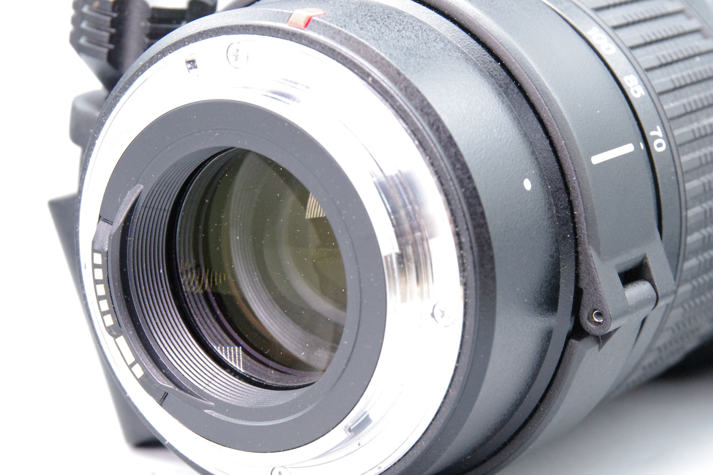 Tamron 70–200mm f/2.8 LD (IF) – Canon EF Mount – Mint Condition