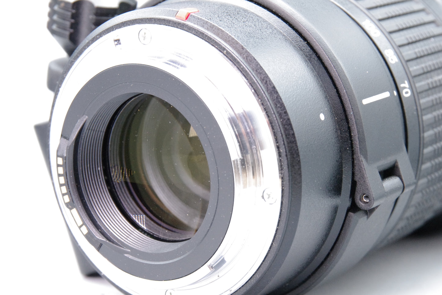 Tamron 70–200mm f/2.8 LD (IF) – Canon EF Mount – Mint Condition