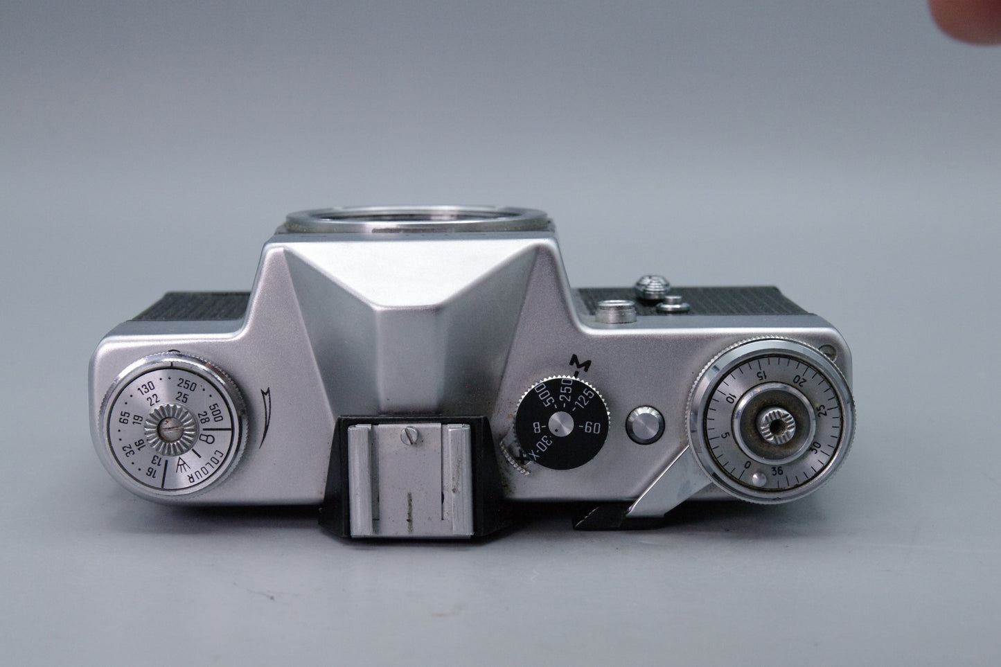 Zenit‑B 35mm SLR Body M42 Mount – Body Only – Very Good Condition